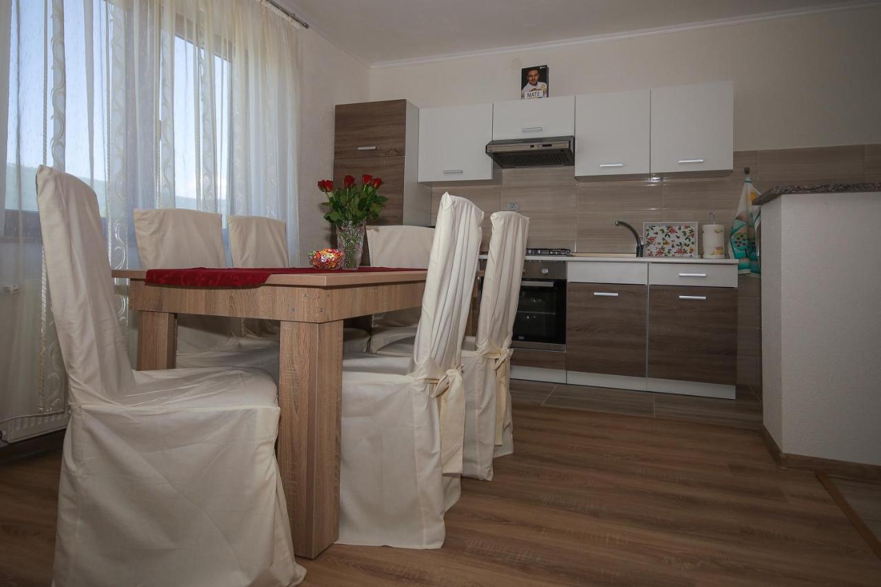 Apartman Lucija & Luka Otočac Εξωτερικό φωτογραφία