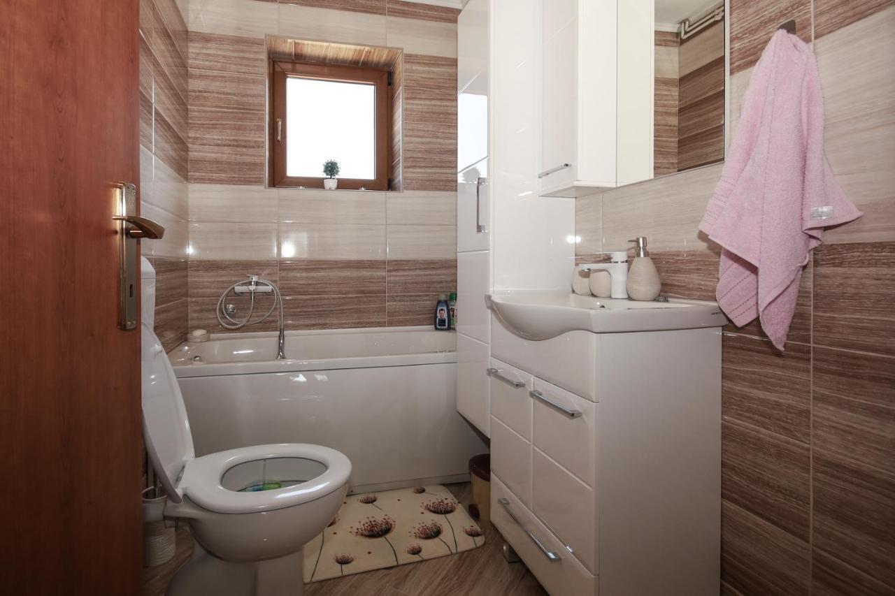 Apartman Lucija & Luka Otočac Εξωτερικό φωτογραφία